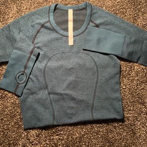 Lululemon long sleeve
